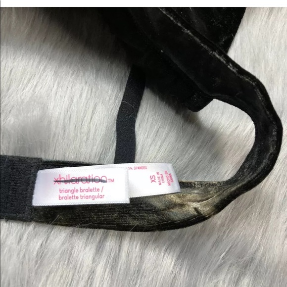 Xhilaration Velvet Triangle Soft Bralette Sz XS - Picture 2 of 3